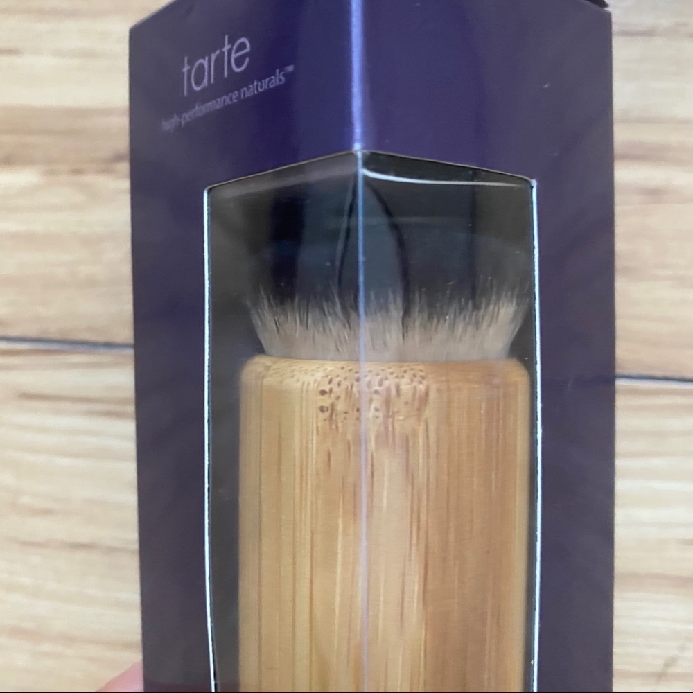 NEW IN BOX Tarte Bamboo Brush - Picture 3 of 4